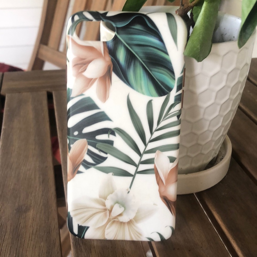 iPhone 8 phone cover